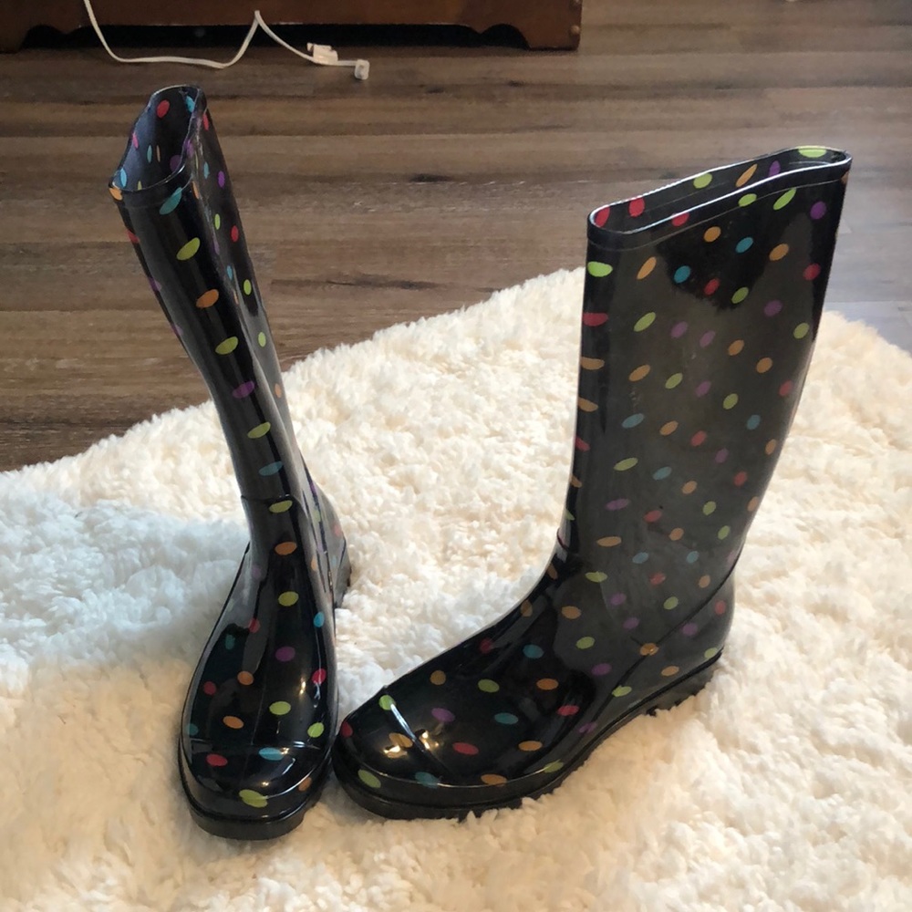 AZ Winston rain boots size 10